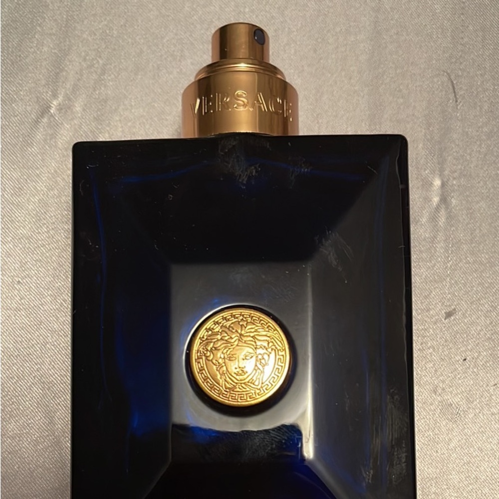 Versace Dylan blue 50ml 90% full edt for men